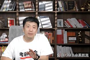 马卡：皇马有意租借拉波尔特，但球员不想离开利雅得胜利